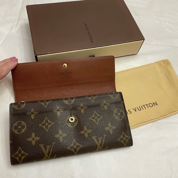 AUTHENTIC LOUIS VUITTON MONOGRAM PORTEFEUILLE SARA WALLET - Picture 7 of 14